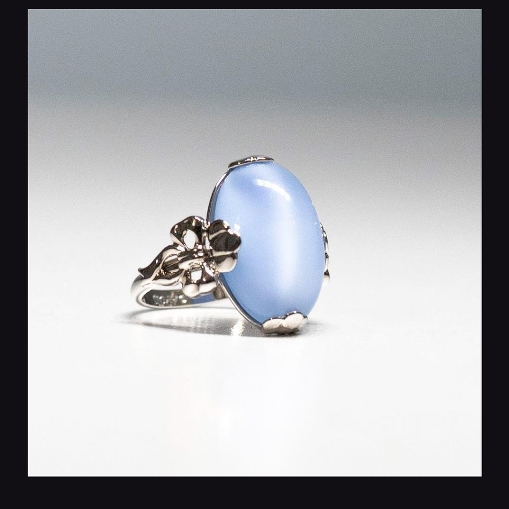 Avon Victorian Splendour Blue Moonstone RING size 7 Nickel Free Silver Tone VTG